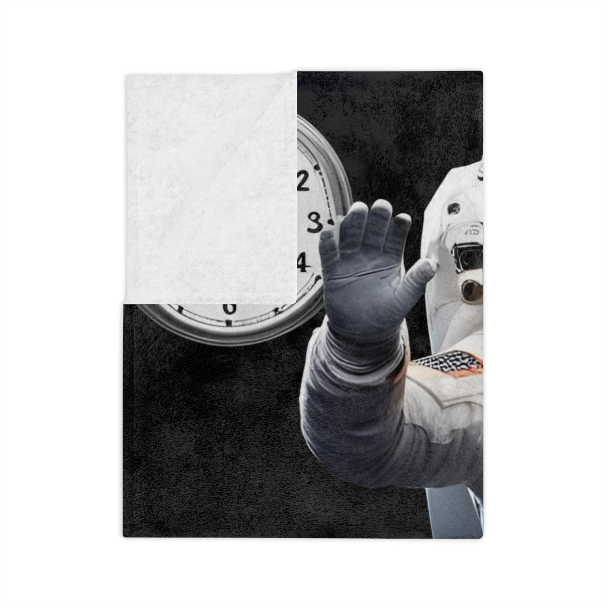 Astronauts in Space Velveteen Blanket, Cozy Throw for Space Lovers, Gift for Kids, Celestial Home Decor, Astronomy Enthusiast
